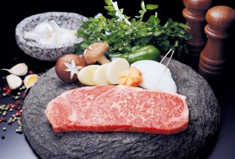 ＜肉のひぐち＞　飛騨牛サーロインステーキ